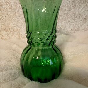 Vintage Anchor Hocking Green Glass Vase